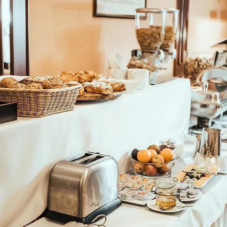 Cumulus Hotel 3*